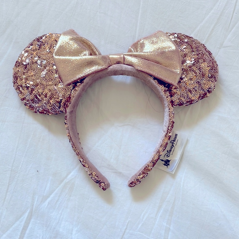 Rose gold Minnie Mouse ears